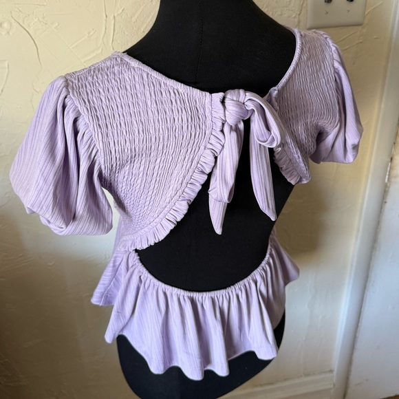 HYFVE Lavender Candy Purple Smocked Peplum Crop Top Puff Sleeve Open Back Size S - Picture 3 of 5